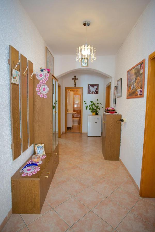 Apartments By The Sea Metajna, Pag - 6522 Zubovići 外观 照片